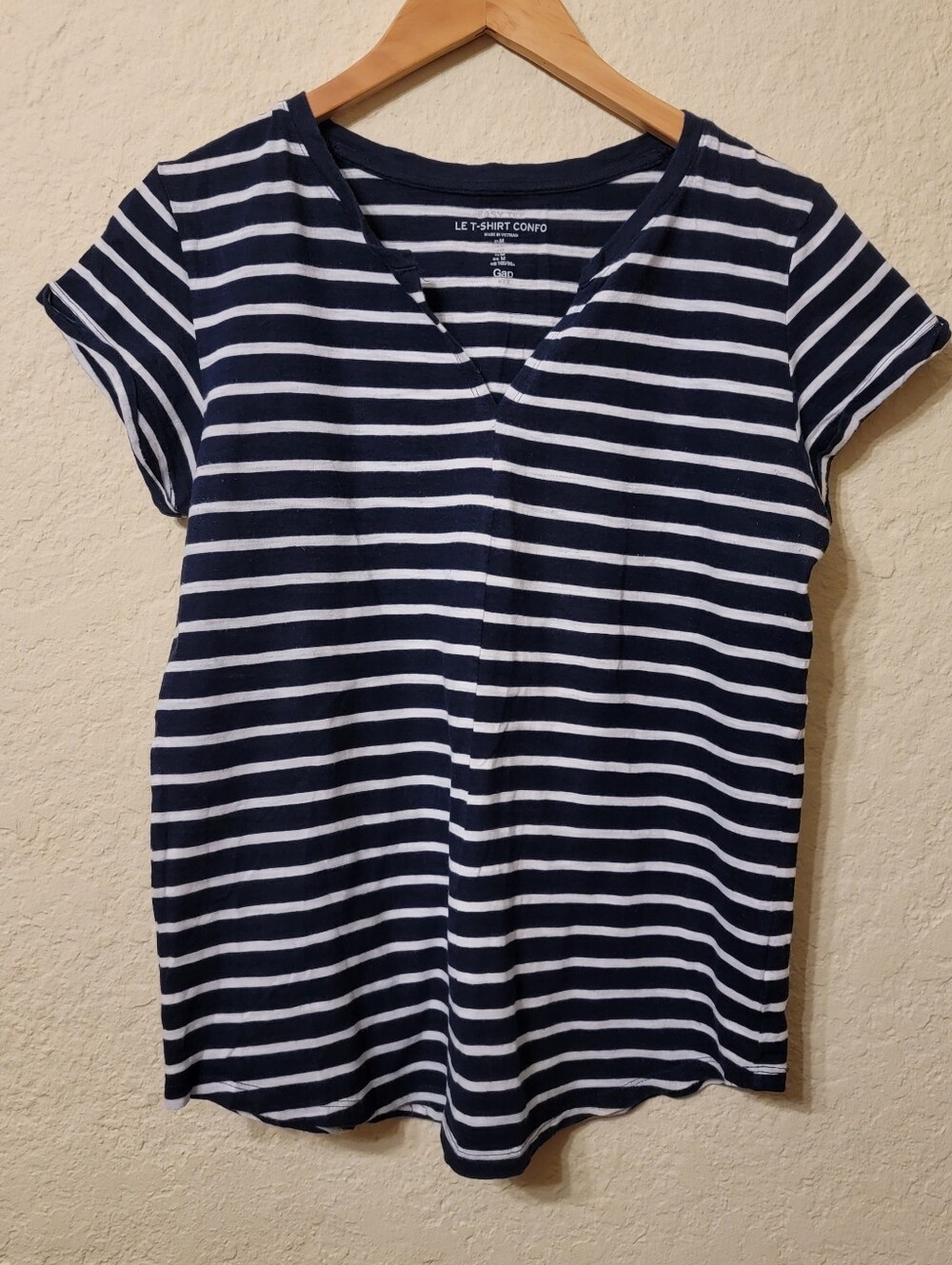 GAP Factory Easy Tee Notch Collar Short Sleeve Navy White Stripes Sz M